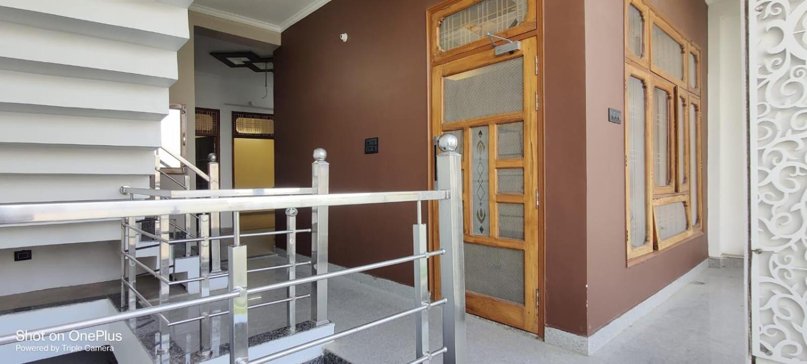 Blessing'S Home Stay 4 Bedroom Luxury Villa Lucknow Exterior foto